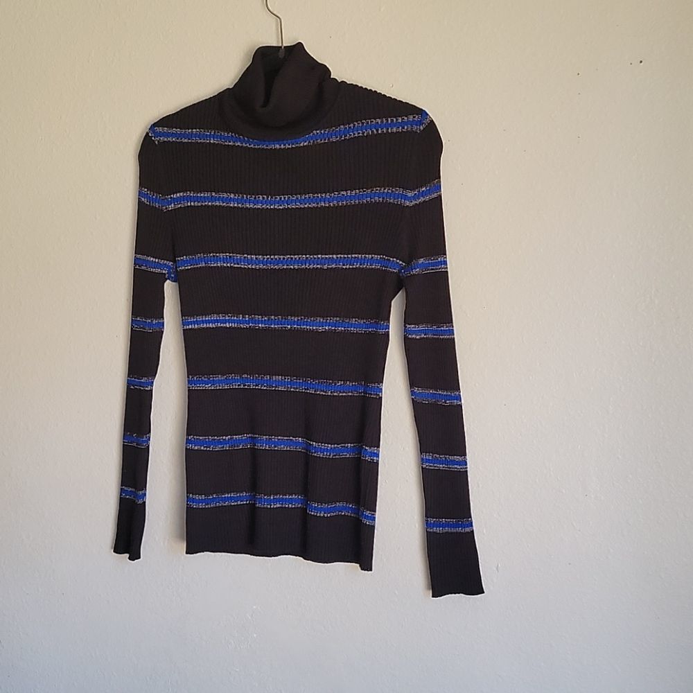 NWT  United States turtleneck sweaters size L